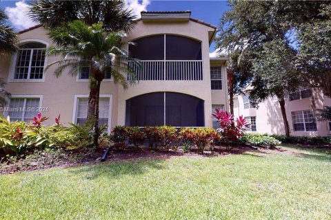 Adosado en venta en Naples, Florida, 3 dormitorios № 1292454 - foto 16