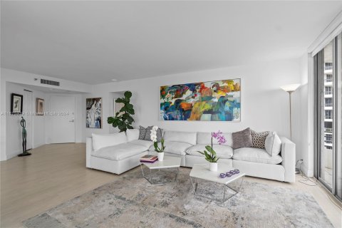 Condo in Aventura, Florida, 3 bedrooms  № 1402834 - photo 24