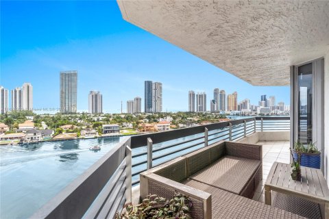 Condominio en venta en Aventura, Florida, 3 dormitorios, 157.38 m2 № 1402834 - foto 5