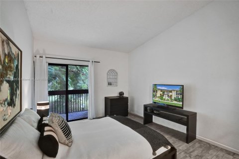 Copropriété à vendre à Deerfield Beach, Floride: 2 chambres, 106.84 m2 № 1384568 - photo 12