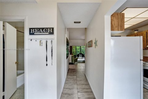 Copropriété à vendre à Deerfield Beach, Floride: 2 chambres, 106.84 m2 № 1384568 - photo 17