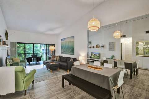 Copropriété à vendre à Deerfield Beach, Floride: 2 chambres, 106.84 m2 № 1384568 - photo 6