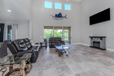 Villa ou maison à vendre à North Port, Floride: 4 chambres, 275.18 m2 № 1384674 - photo 7