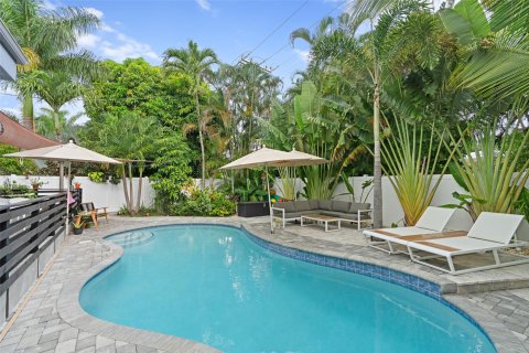 Casa en venta en Fort Lauderdale, Florida, 4 dormitorios, 235.23 m2 № 1141506 - foto 30