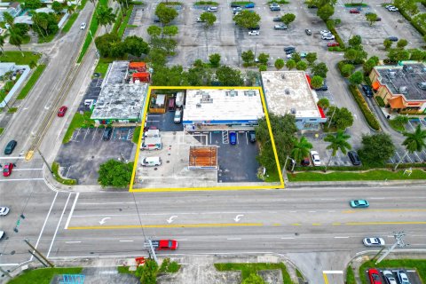 Propiedad comercial en venta en Hollywood, Florida № 785828 - foto 6