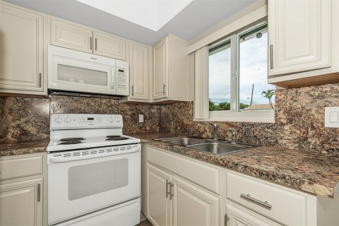 Immobilier commercial à vendre à Lighthouse Point, Floride: 258.64 m2 № 786046 - photo 24