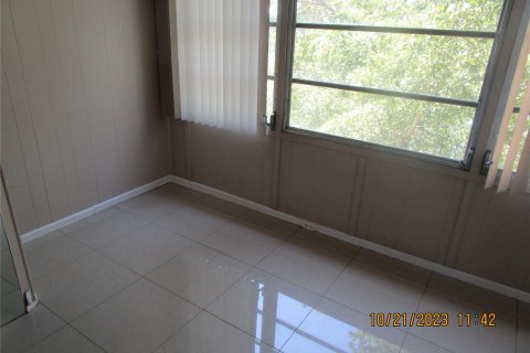 Condominio en venta en Sunrise, Florida, 2 dormitorios, 78.97 m2 № 786047 - foto 18
