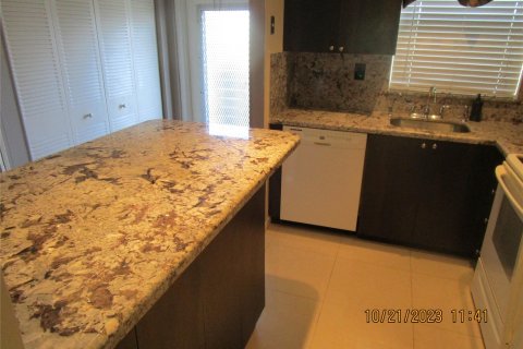 Condominio en venta en Sunrise, Florida, 2 dormitorios, 78.97 m2 № 786047 - foto 20