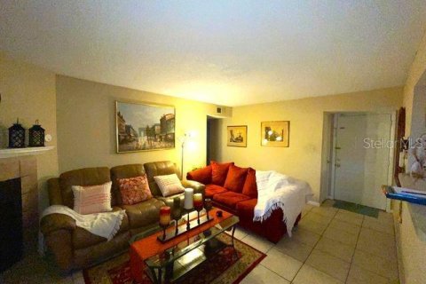 Condo in Orlando, Florida, 3 bedrooms  № 1143019 - photo 2