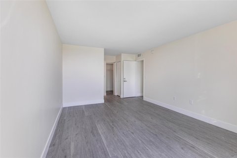 Copropriété à vendre à Fort Lauderdale, Floride: 2 chambres, 116.13 m2 № 1146320 - photo 2