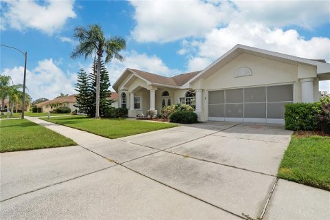 Casa en venta en Hudson, Florida, 3 dormitorios, 193.89 m2 № 1385298 - foto 2