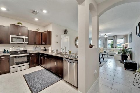 Townhouse in Ruskin, Florida 3 bedrooms, 166.85 sq.m. № 1157069 - photo 8