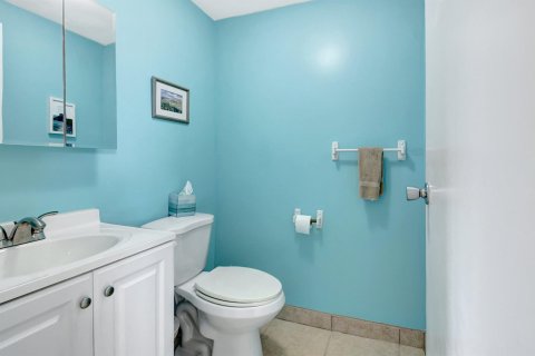 Condominio en venta en Delray Beach, Florida, 1 dormitorio, 67.45 m2 № 991902 - foto 18