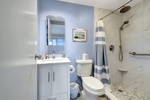 Condominio en venta en Delray Beach, Florida, 1 dormitorio, 67.45 m2 № 991902 - foto 19