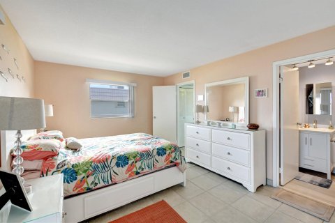 Condominio en venta en Delray Beach, Florida, 1 dormitorio, 67.45 m2 № 991902 - foto 25