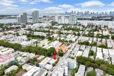 Condo in Miami Beach, Florida, 1 bedroom  № 1384010 - photo 14