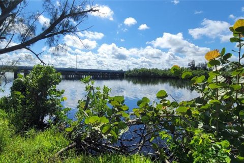 Villa ou maison à vendre à Punta Gorda, Floride: 2 chambres, 157.19 m2 № 750940 - photo 18