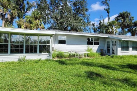 Villa ou maison à vendre à Punta Gorda, Floride: 2 chambres, 157.19 m2 № 750940 - photo 19