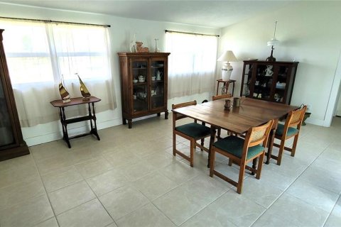 Villa ou maison à vendre à Punta Gorda, Floride: 2 chambres, 157.19 m2 № 750940 - photo 30