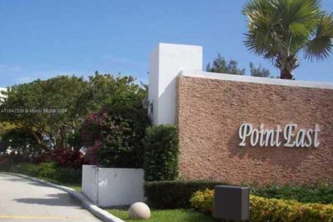 Condominio en venta en Aventura, Florida, 1 dormitorio, 71.35 m2 № 1321523 - foto 21