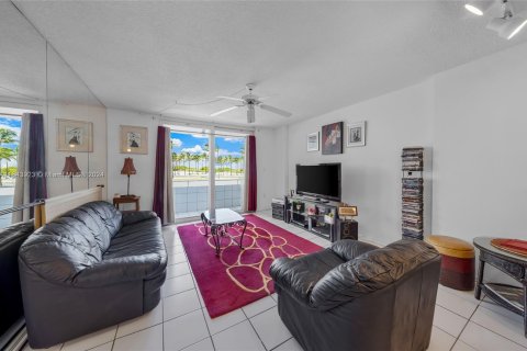 Condominio en venta en Miami Beach, Florida, 1 dormitorio, 60.76 m2 № 1325507 - foto 9