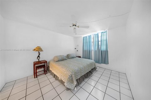 Condominio en venta en Miami Beach, Florida, 1 dormitorio, 60.76 m2 № 1325507 - foto 14