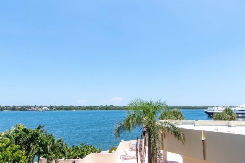 Copropriété à vendre à North Palm Beach, Floride: 2 chambres, 114.73 m2 № 754907 - photo 7