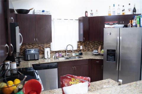 Adosado en venta en Tampa, Florida, 3 dormitorios, 115.57 m2 № 1407095 - foto 10