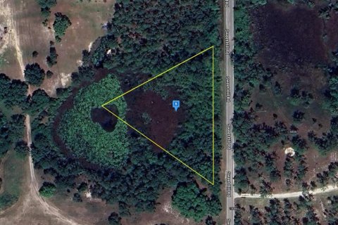 Terreno en venta en Polk City, Florida № 1407058 - foto 1