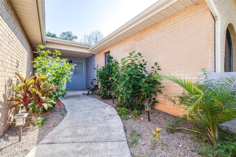 Villa ou maison à vendre à Spring Hill, Floride: 3 chambres, 191.01 m2 № 1335767 - photo 5