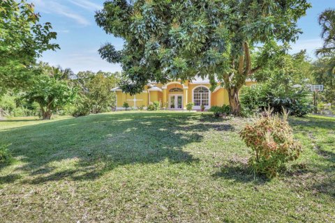 Villa ou maison à vendre à West Palm Beach, Floride: 4 chambres, 213.95 m2 № 1129283 - photo 13