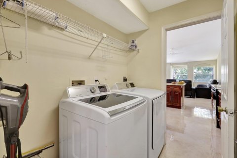 Villa ou maison à vendre à West Palm Beach, Floride: 4 chambres, 213.95 m2 № 1129283 - photo 28