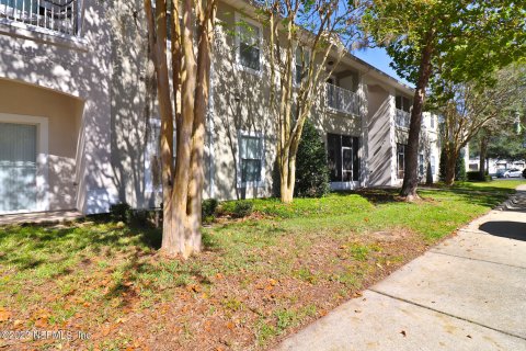 Villa ou maison à louer à Jacksonville, Floride: 2 chambres, 102.1 m2 № 801747 - photo 1