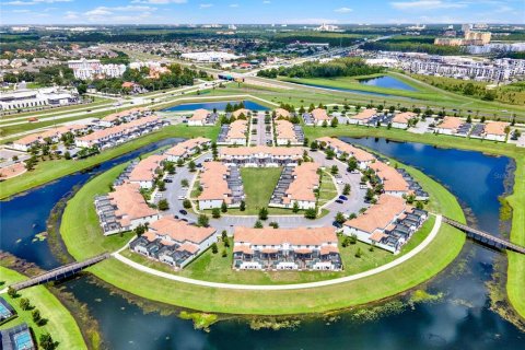 Touwnhouse à vendre à Kissimmee, Floride: 4 chambres, 177.81 m2 № 1336605 - photo 29