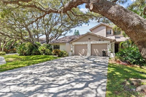 Villa ou maison à vendre à Tarpon Springs, Floride: 2 chambres, 108.97 m2 № 1336636 - photo 1