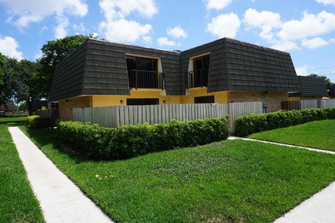 Touwnhouse à vendre à West Palm Beach, Floride: 2 chambres, 114.83 m2 № 1132877 - photo 7