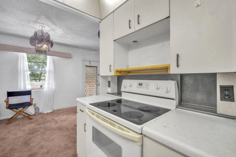 Copropriété à vendre à Deerfield Beach, Floride: 2 chambres, 79.9 m2 № 1208757 - photo 13