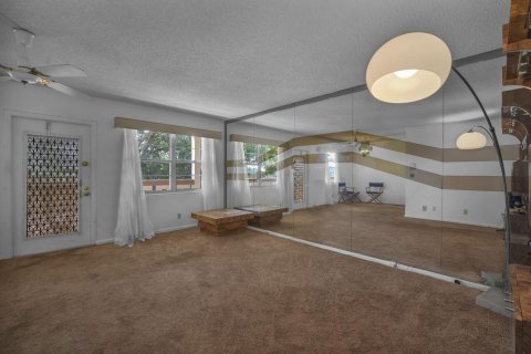 Copropriété à vendre à Deerfield Beach, Floride: 2 chambres, 79.9 m2 № 1208757 - photo 11