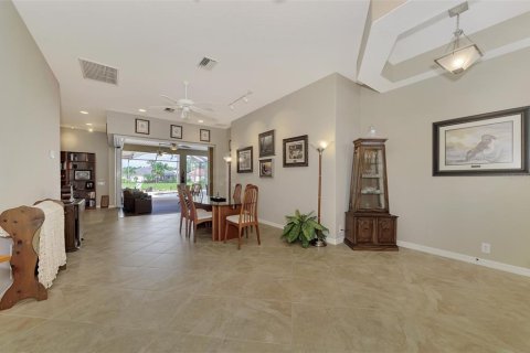 Casa en venta en North Port, Florida, 3 dormitorios, 186.08 m2 № 1303558 - foto 9