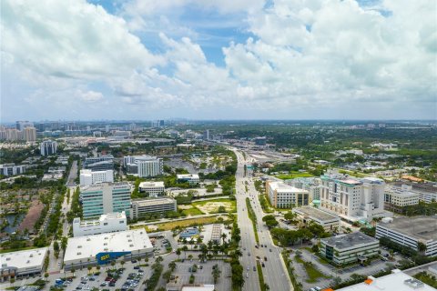 Terrain à vendre à Miami, Floride № 670083 - photo 25