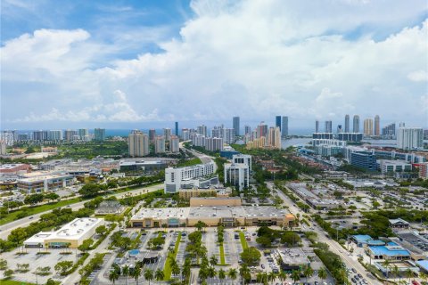 Terrain à vendre à Miami, Floride № 670083 - photo 9
