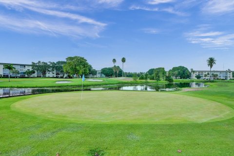 Copropriété à vendre à Coconut Creek, Floride: 2 chambres, 137.77 m2 № 1142558 - photo 5