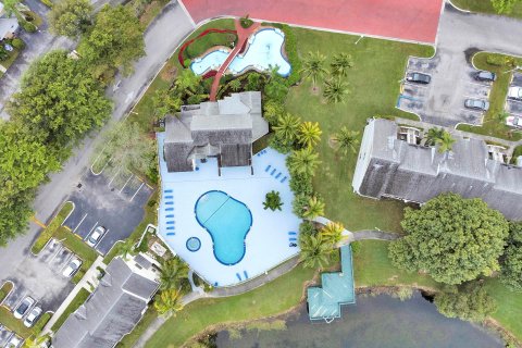 Condo in Lauderdale Lakes, Florida, 2 bedrooms  № 878638 - photo 5