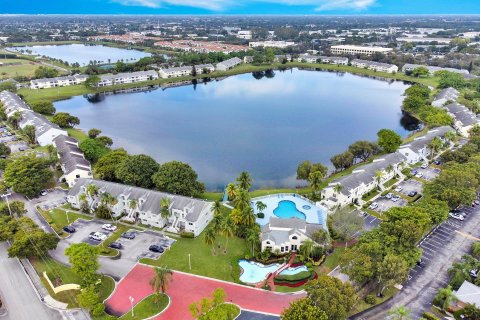 Condominio en venta en Lauderdale Lakes, Florida, 2 dormitorios, 101.82 m2 № 878638 - foto 17