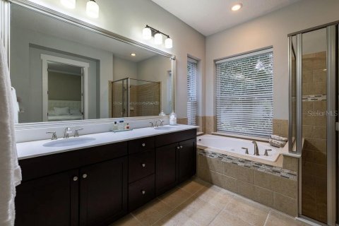 Casa en venta en Orlando, Florida, 5 dormitorios, 270.53 m2 № 1350426 - foto 21