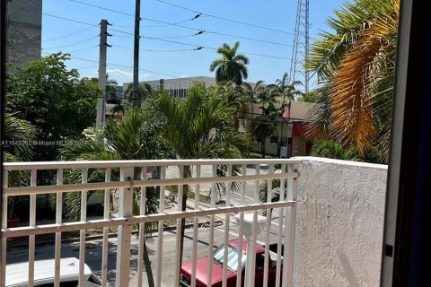 Condominio en venta en Miami, Florida, 2 dormitorios, 73.86 m2 № 1320989 - foto 7