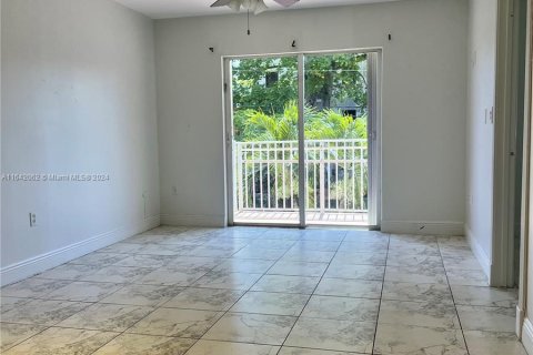 Condominio en venta en Miami, Florida, 2 dormitorios, 73.86 m2 № 1320989 - foto 2