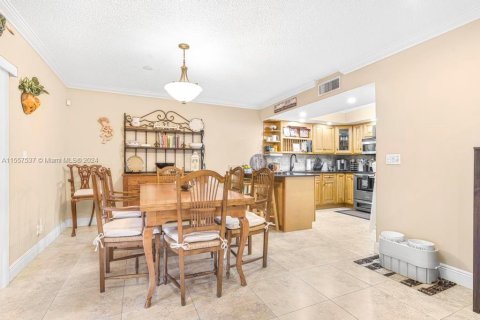 Copropriété à vendre à Davie, Floride: 3 chambres, 147.71 m2 № 1079903 - photo 9