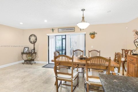 Copropriété à vendre à Davie, Floride: 3 chambres, 147.71 m2 № 1079903 - photo 8