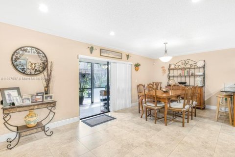 Condo in Davie, Florida, 3 bedrooms  № 1079903 - photo 7